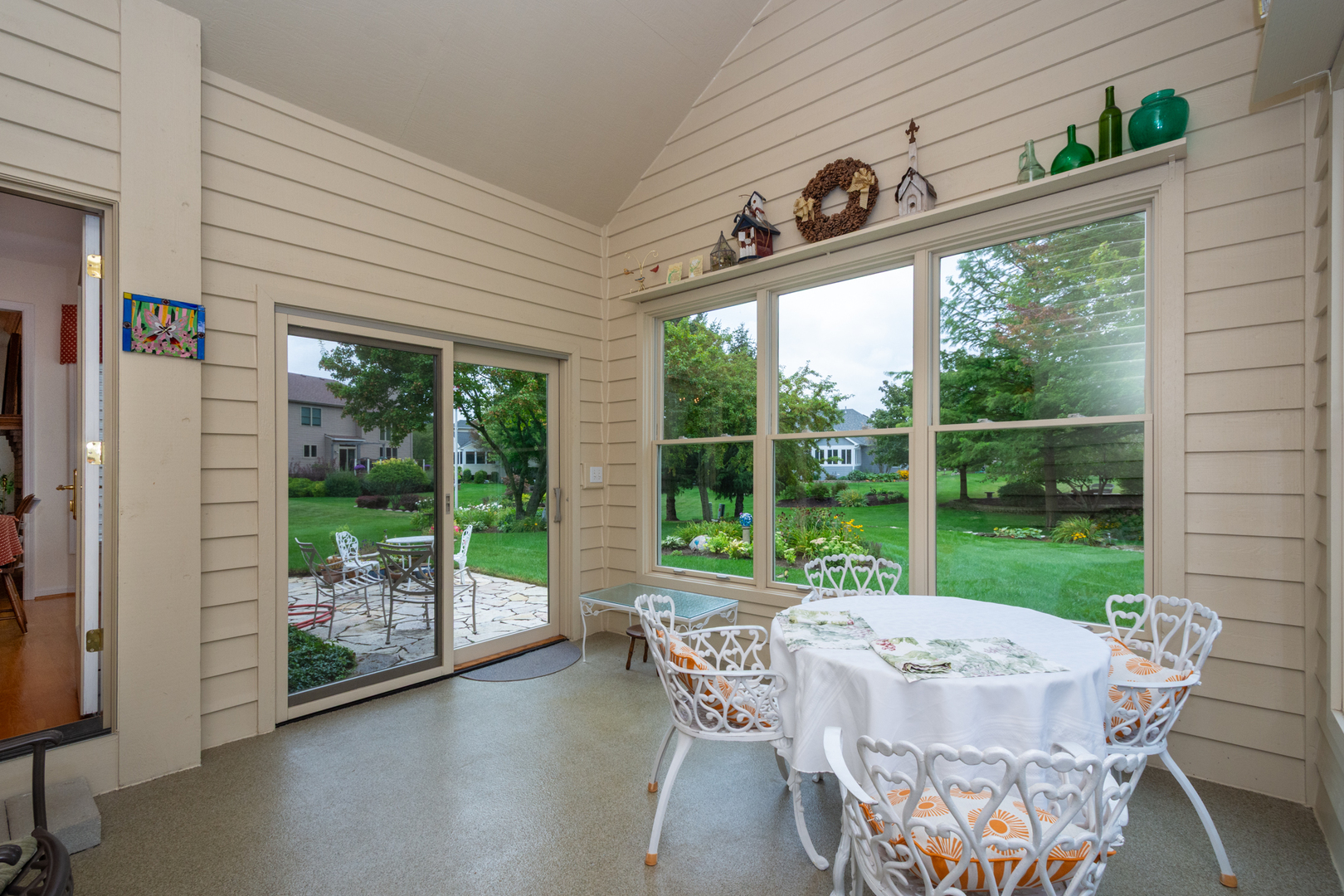 870 Woodland Drive, Antioch, IL 60002