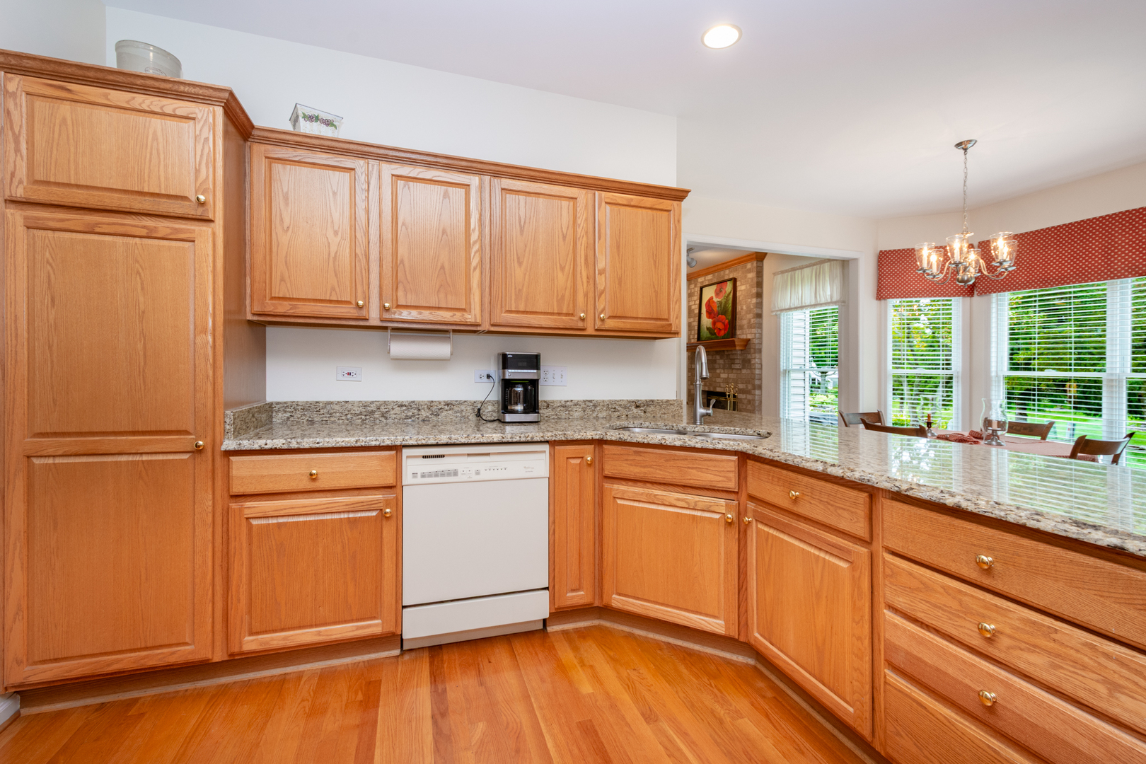 870 Woodland Drive, Antioch, IL 60002