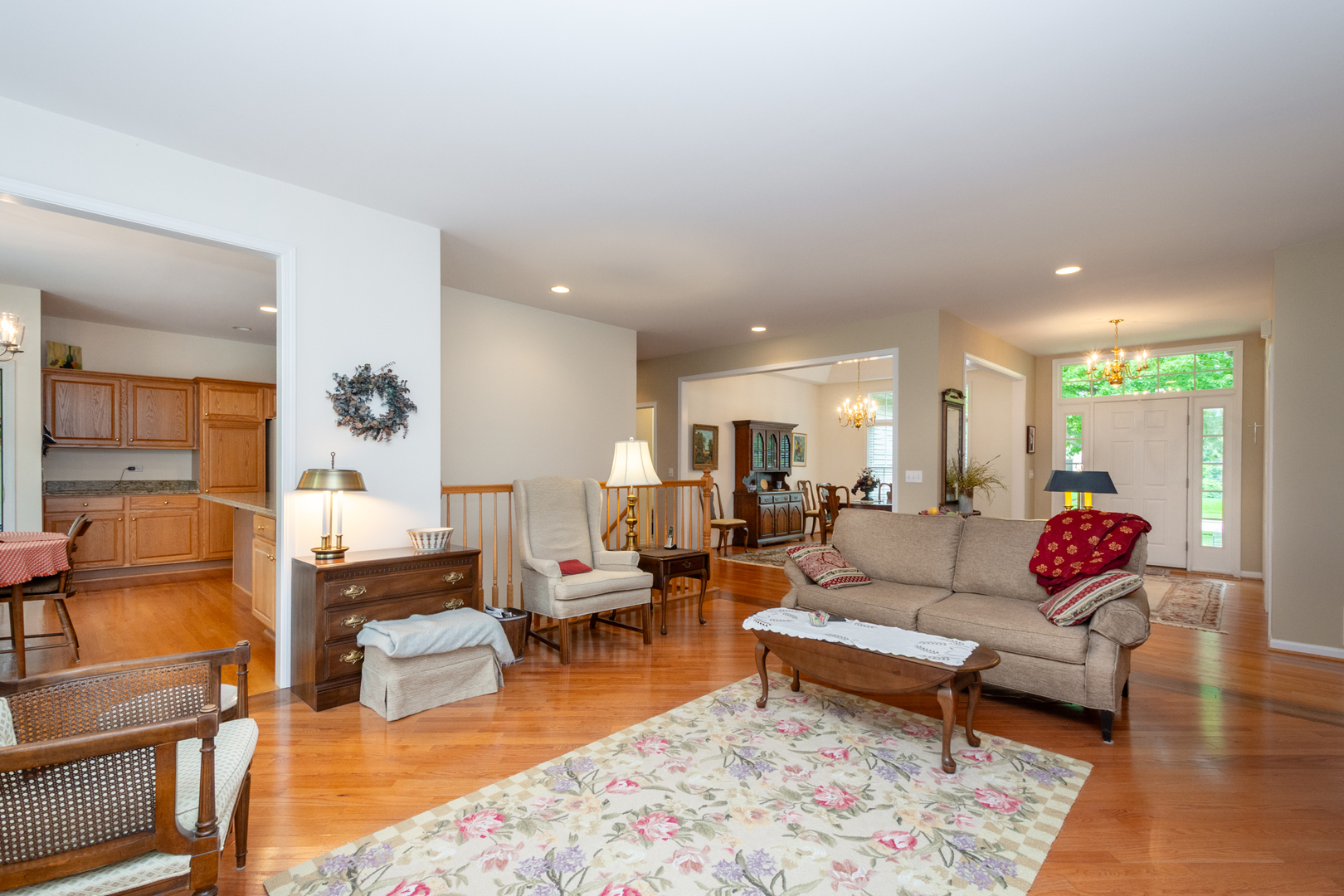 870 Woodland Drive, Antioch, IL 60002