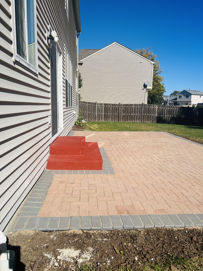 8 Honeysuckle Court, Bolingbrook, IL 60490