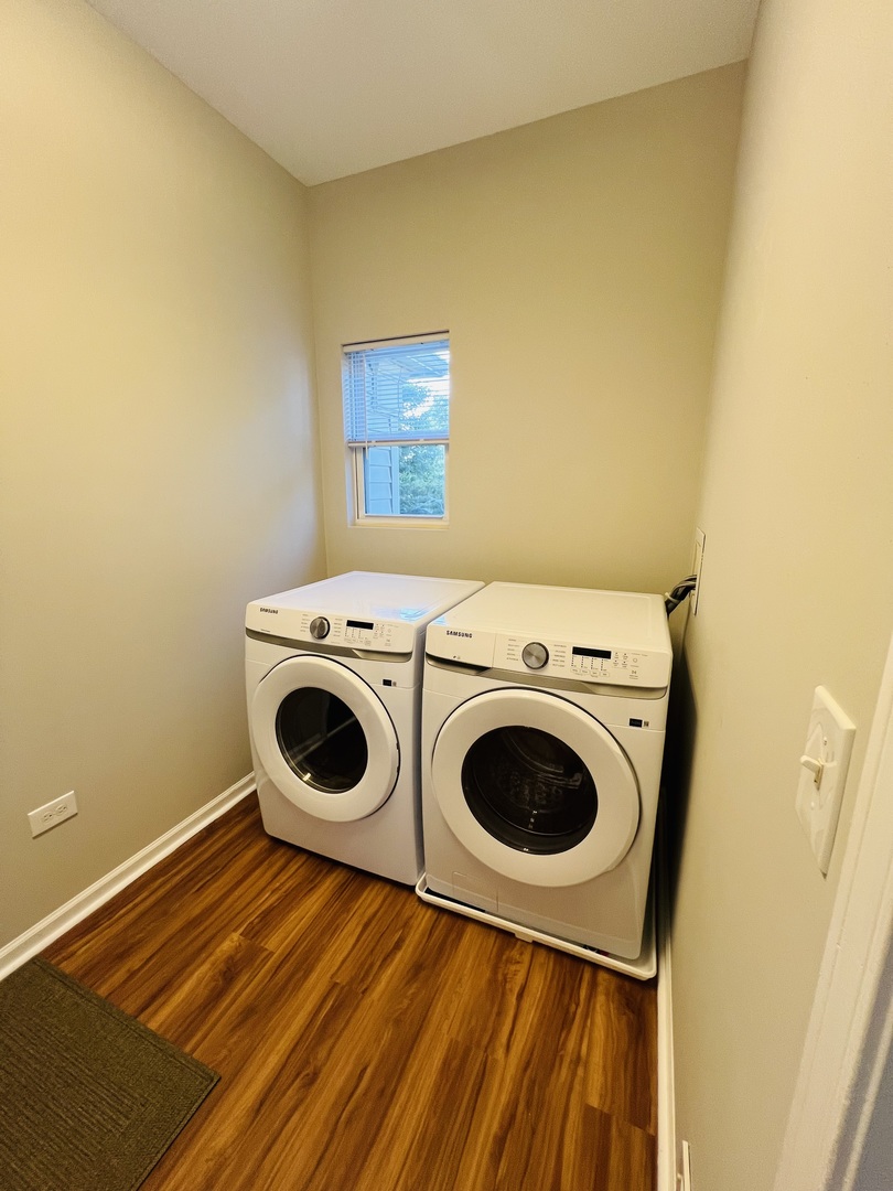 8 Honeysuckle Court, Bolingbrook, IL 60490