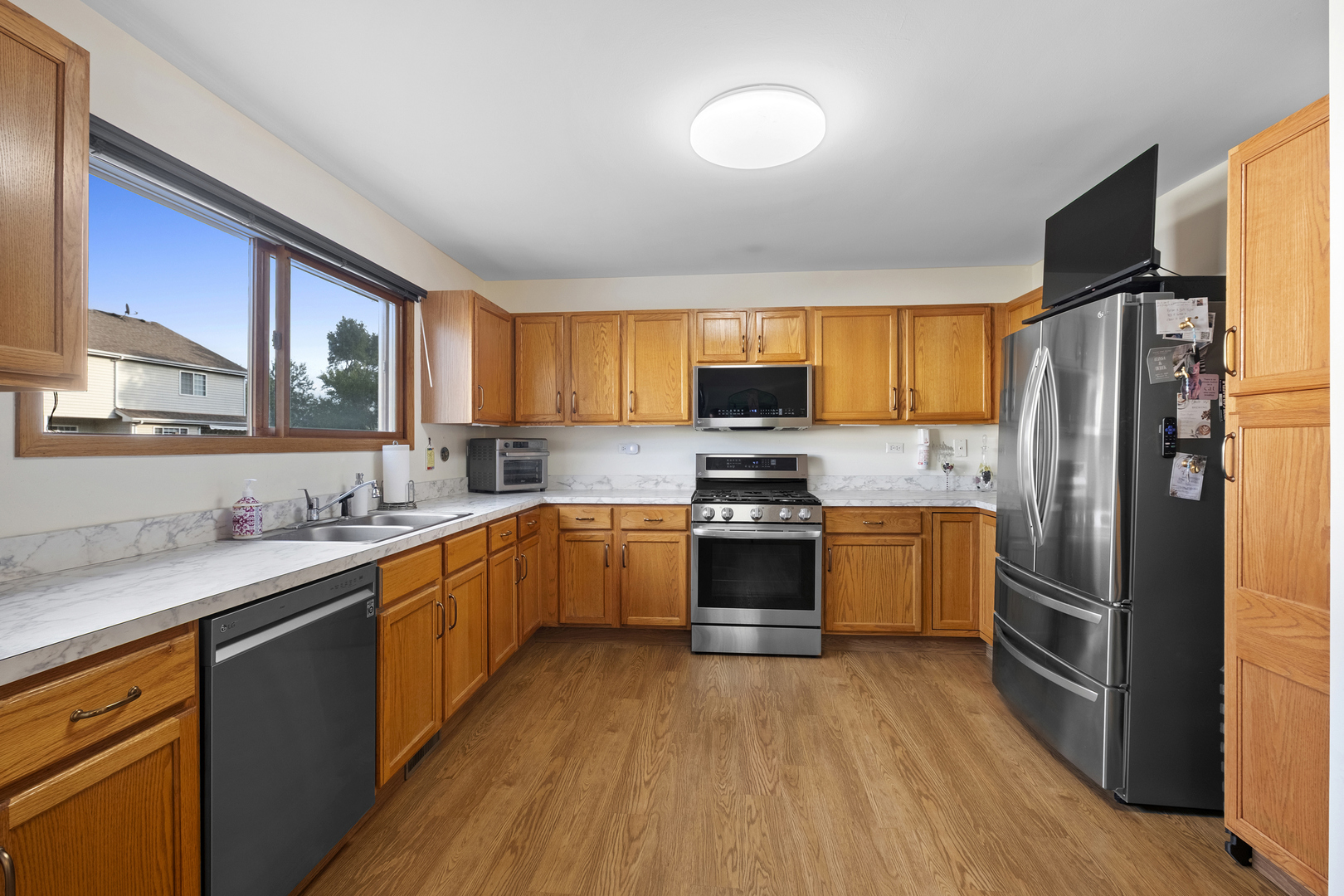 403 E Willow Street #403, Elburn, IL 60119