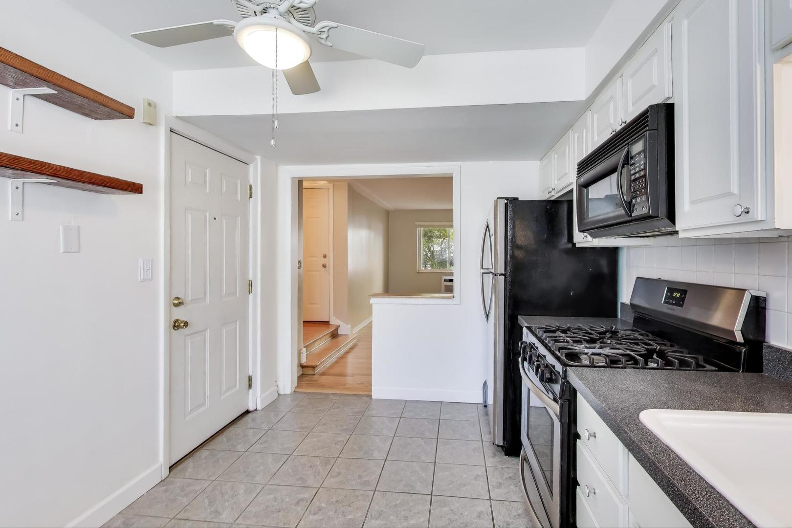 7315 N Oakley Avenue #1A, Chicago, IL 60645