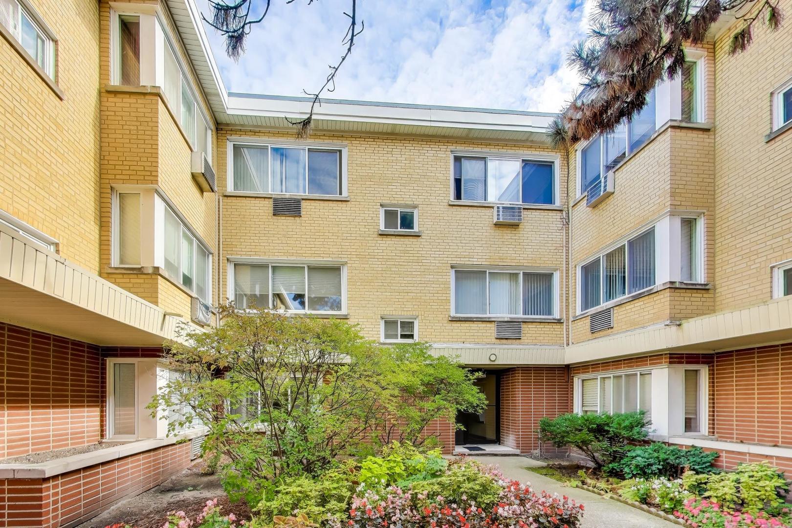 7315 N Oakley Avenue #1A, Chicago, IL 60645