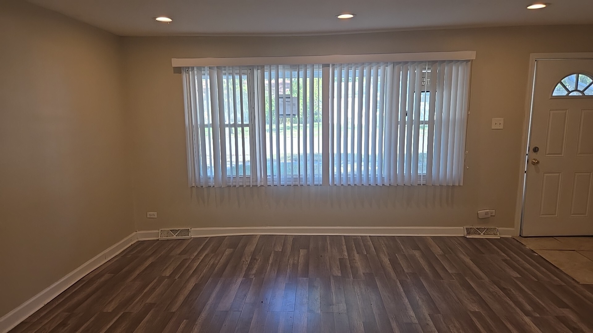 15333 Cherry Lane, Markham, IL 60428