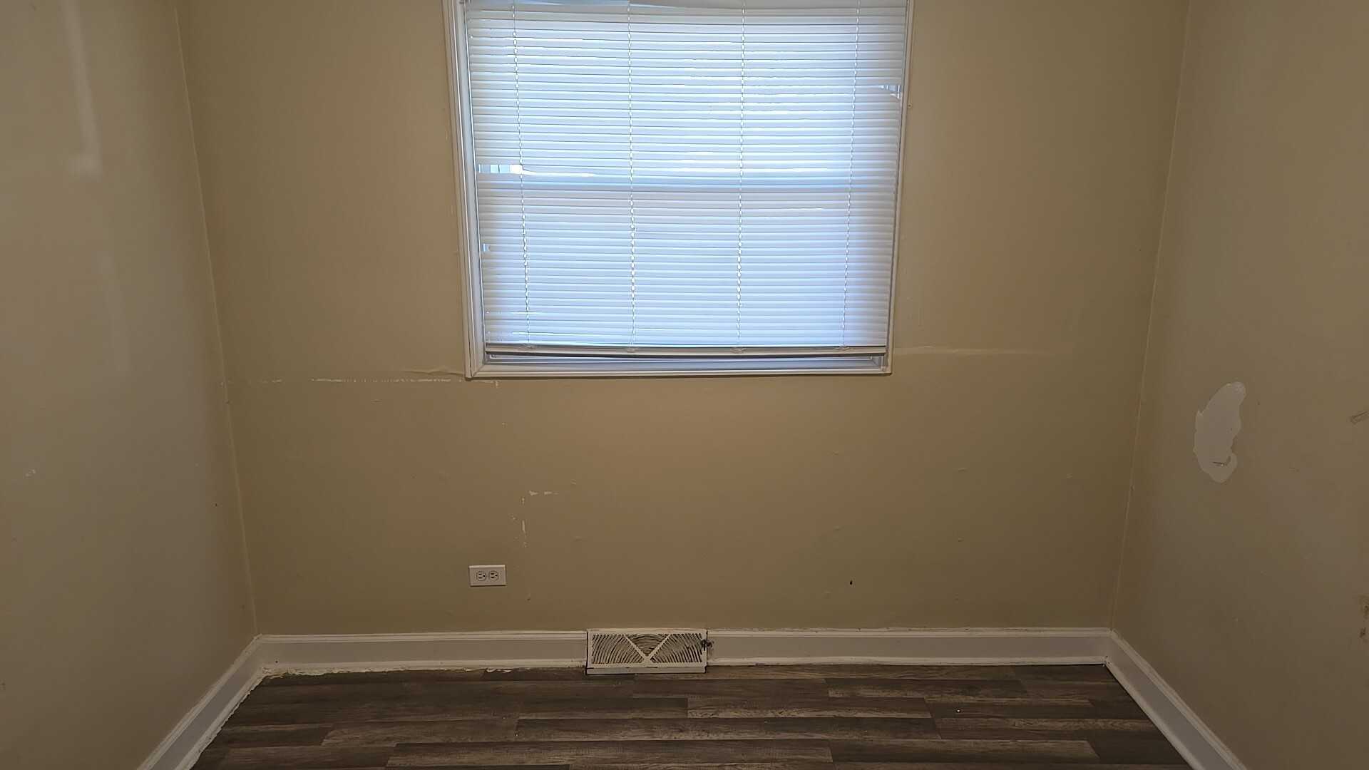 15333 Cherry Lane, Markham, IL 60428