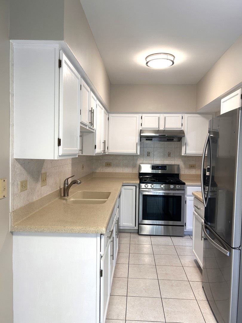 1227 S Parkside Drive #0, Palatine, IL 60067
