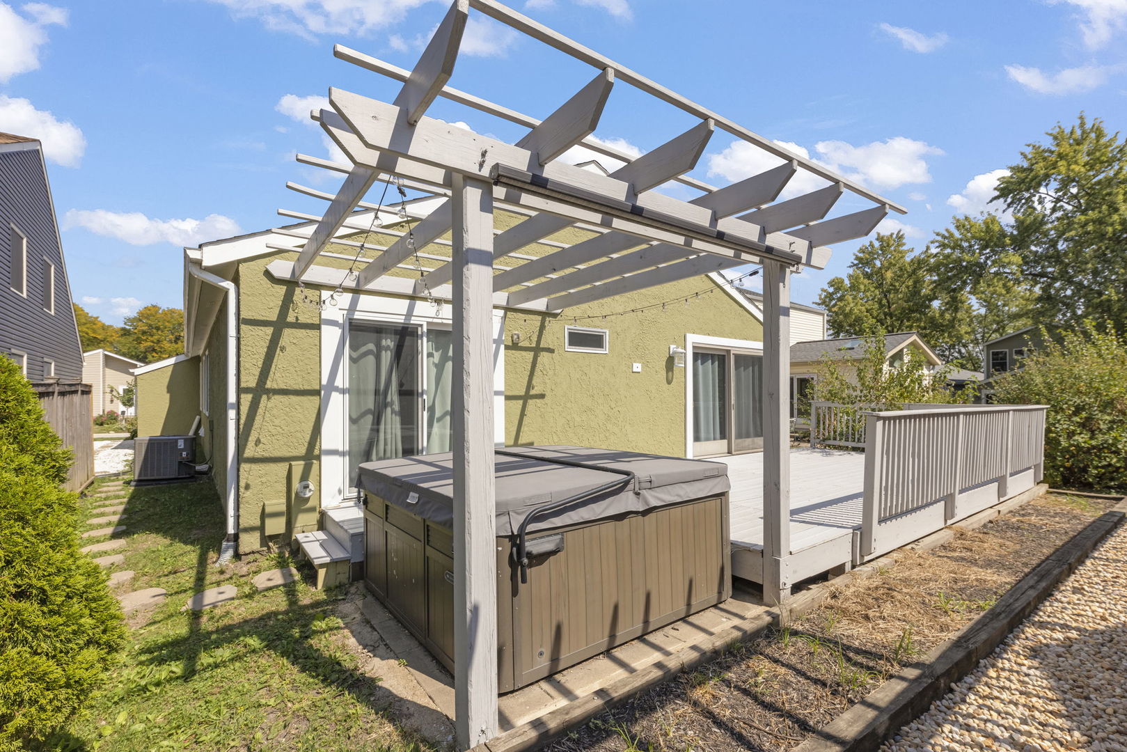 6386 Kindling Court, Lisle, IL 60532