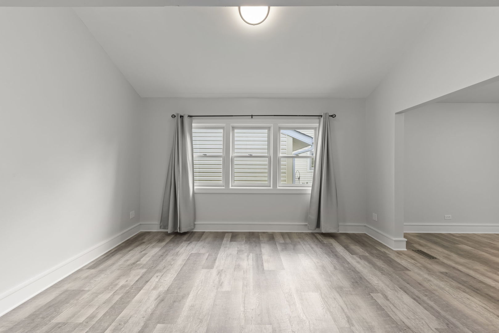 6386 Kindling Court, Lisle, IL 60532