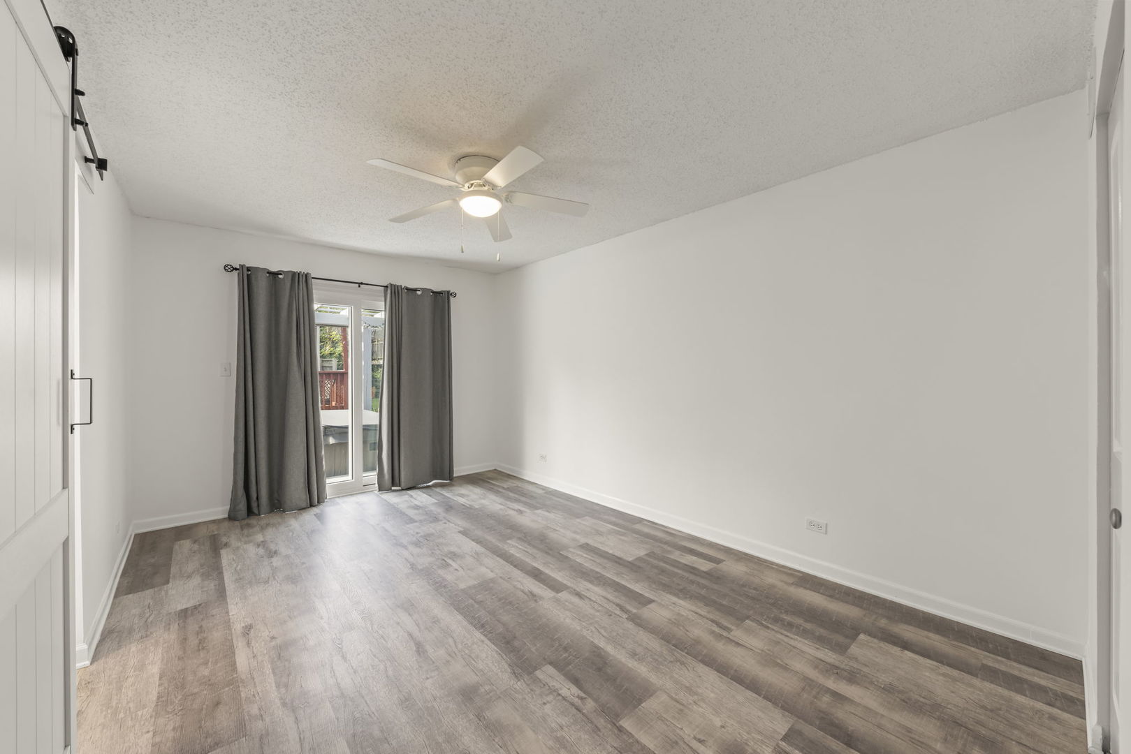 6386 Kindling Court, Lisle, IL 60532