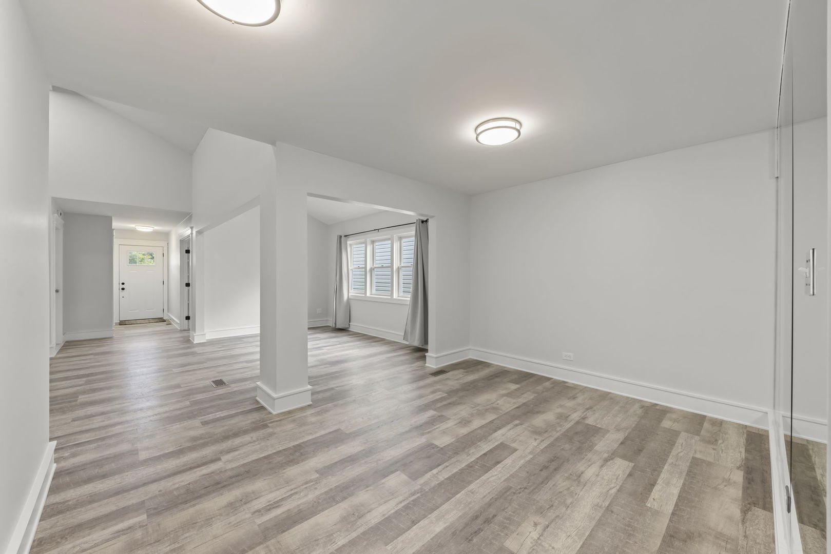 6386 Kindling Court, Lisle, IL 60532