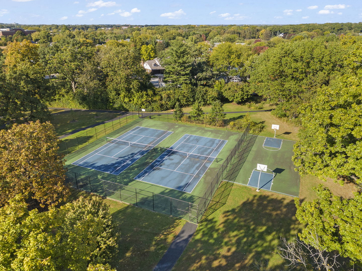 6386 Kindling Court, Lisle, IL 60532