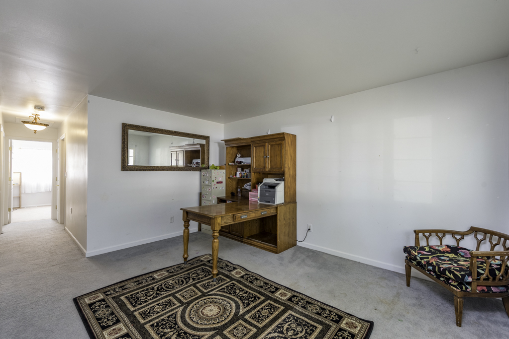 1814 Jethro Avenue, Zion, IL 60099