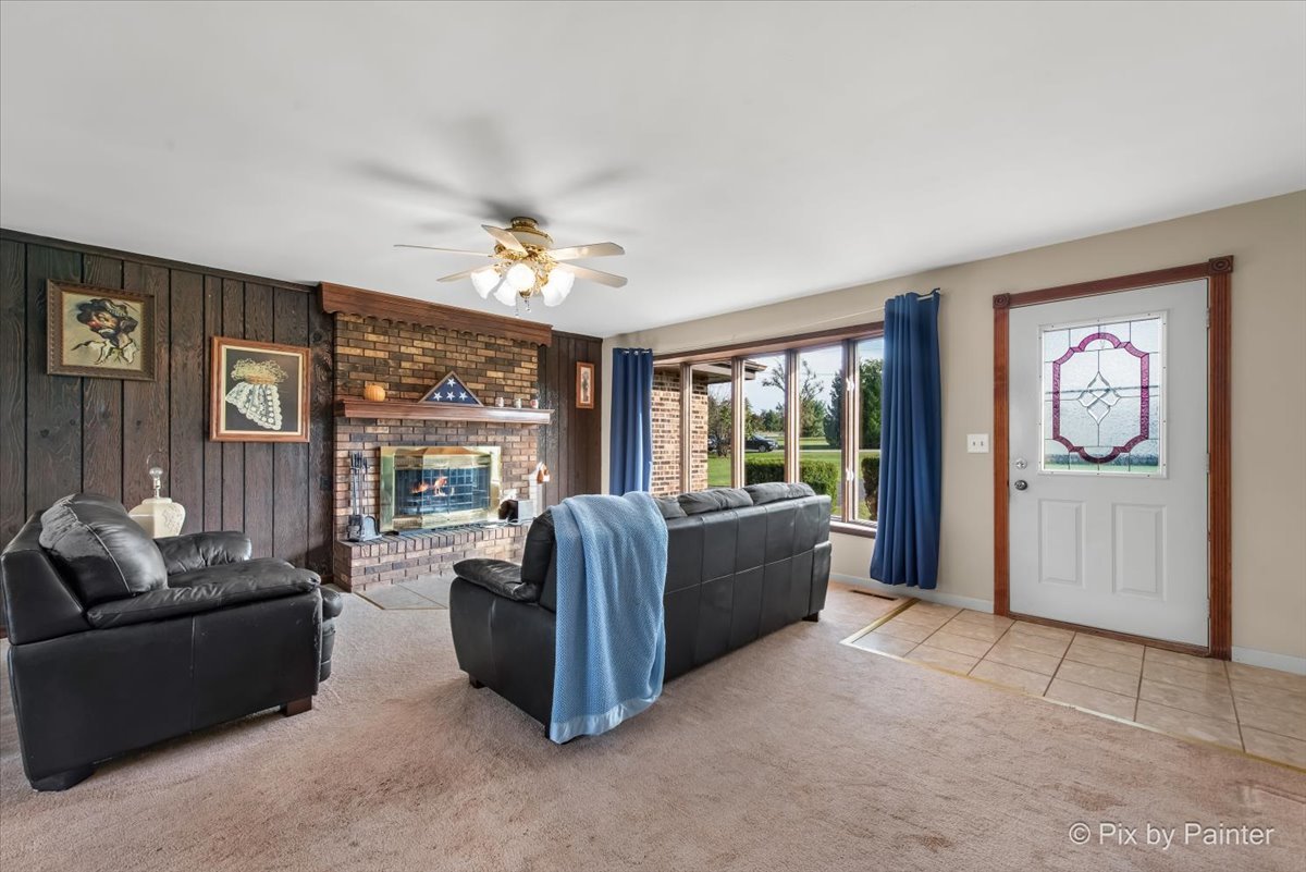 20876 Ridgeview Drive, Marengo, IL 60152