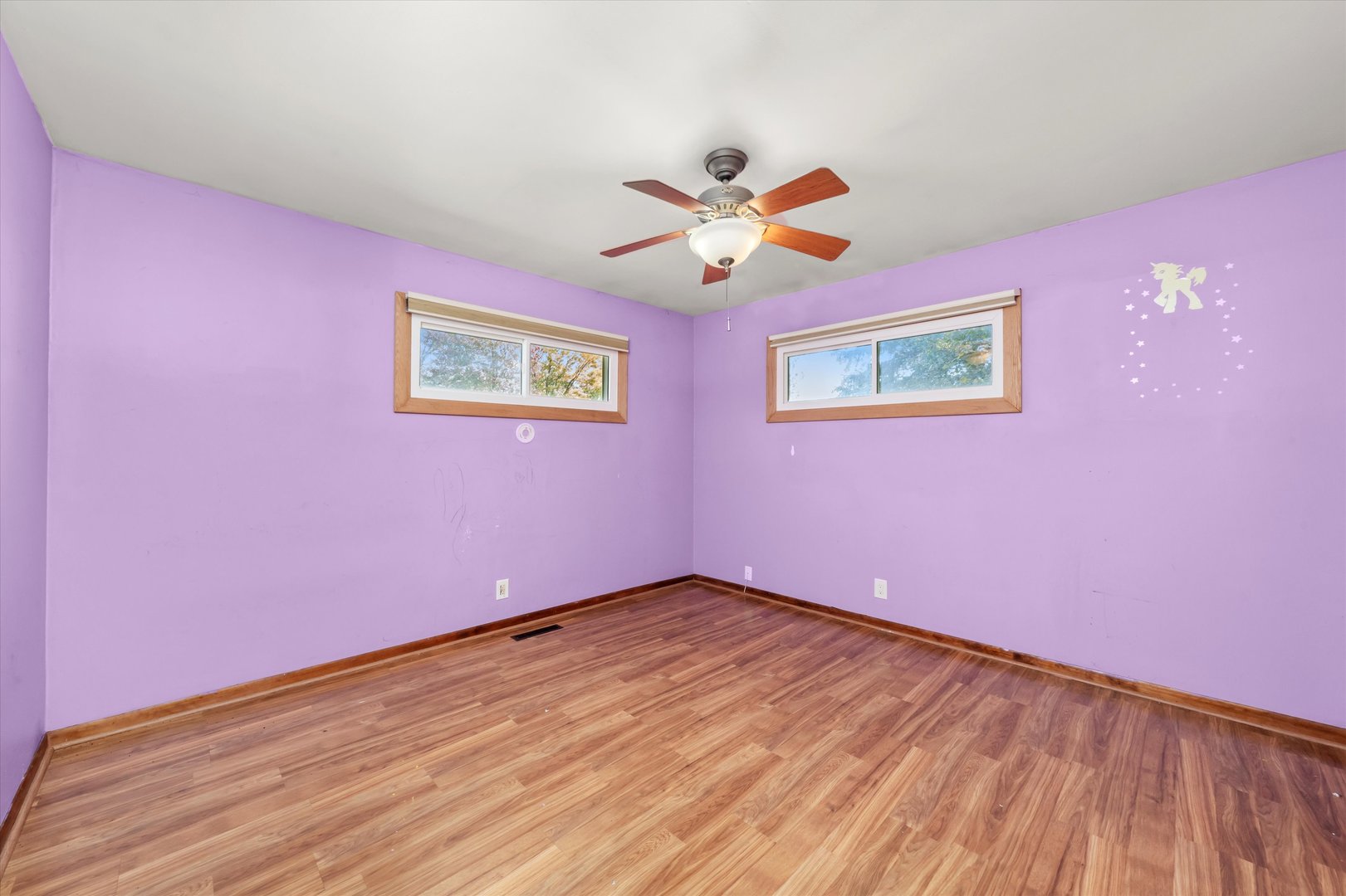 21541 S River Road, Shorewood, IL 60404