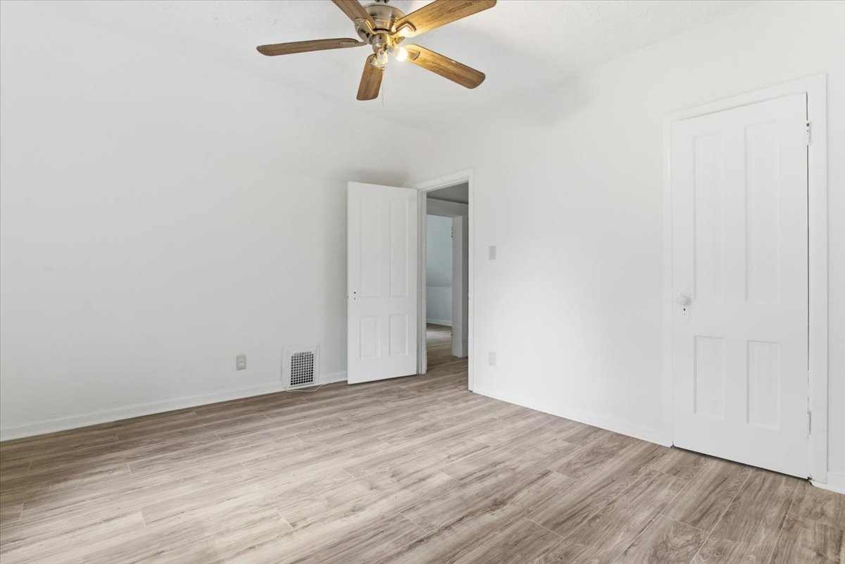 3010 Ezekiel Avenue, Zion, IL 60099