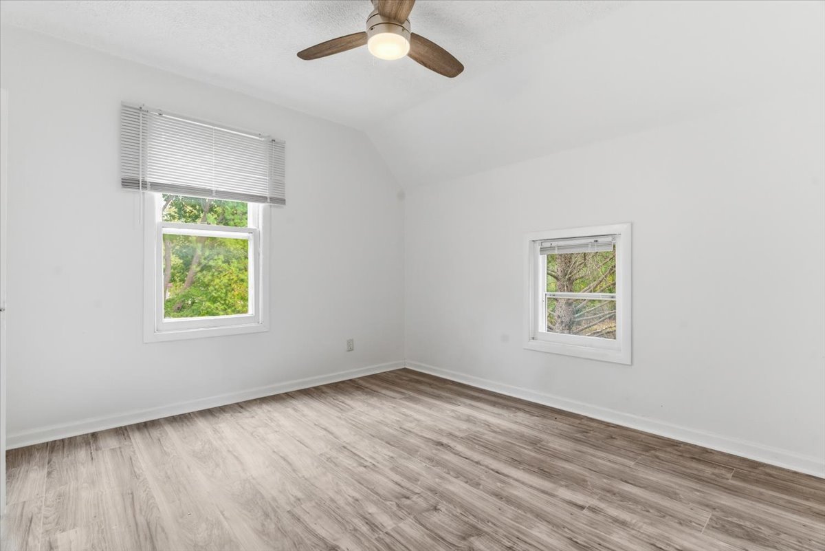 3010 Ezekiel Avenue, Zion, IL 60099