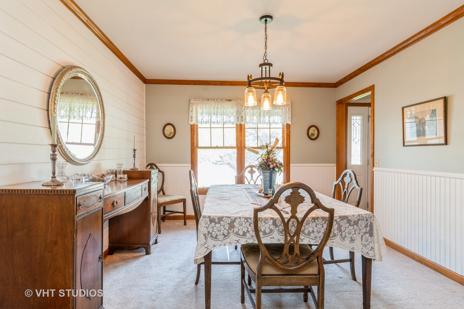 723 Queens Gate Circle, Sugar Grove, IL 60554