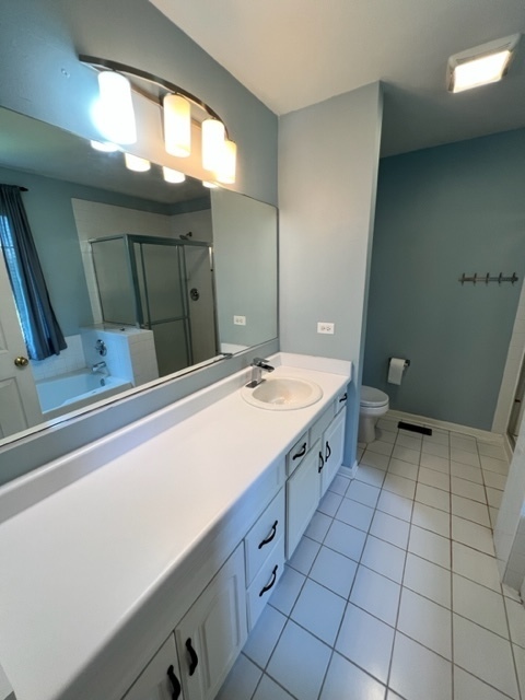 1905 Golden Gate Lane, Naperville, IL 60563