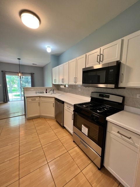 1905 Golden Gate Lane, Naperville, IL 60563