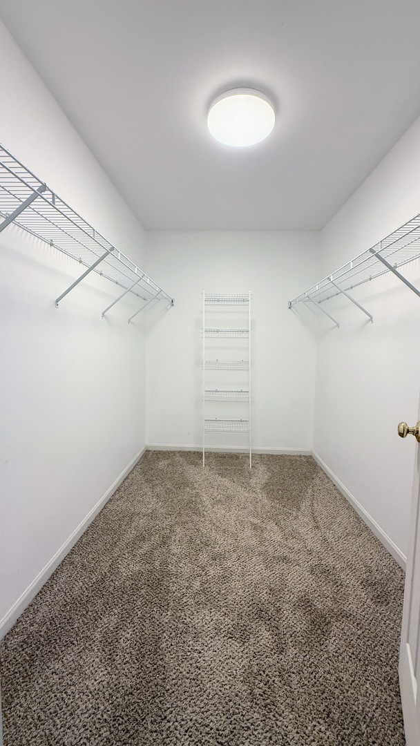 1905 Golden Gate Lane, Naperville, IL 60563