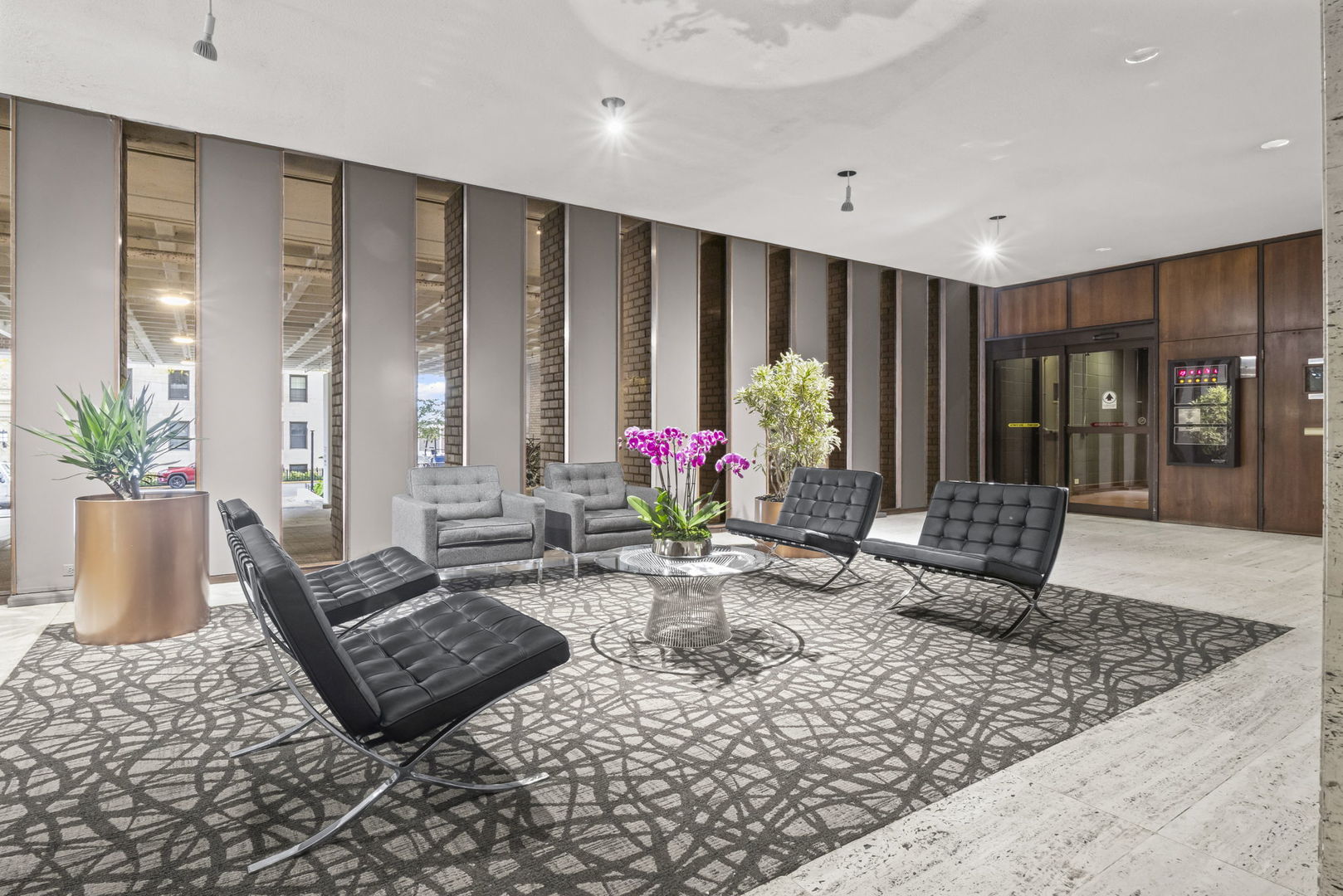 6033 N Sheridan Road #10D, Chicago, IL 60660