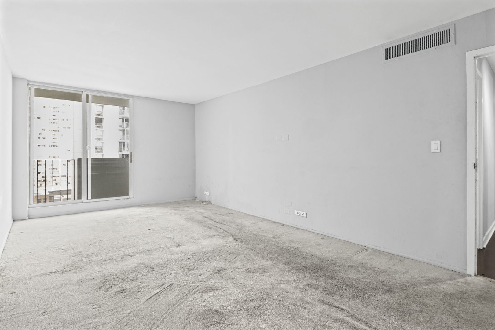 6033 N Sheridan Road #10D, Chicago, IL 60660