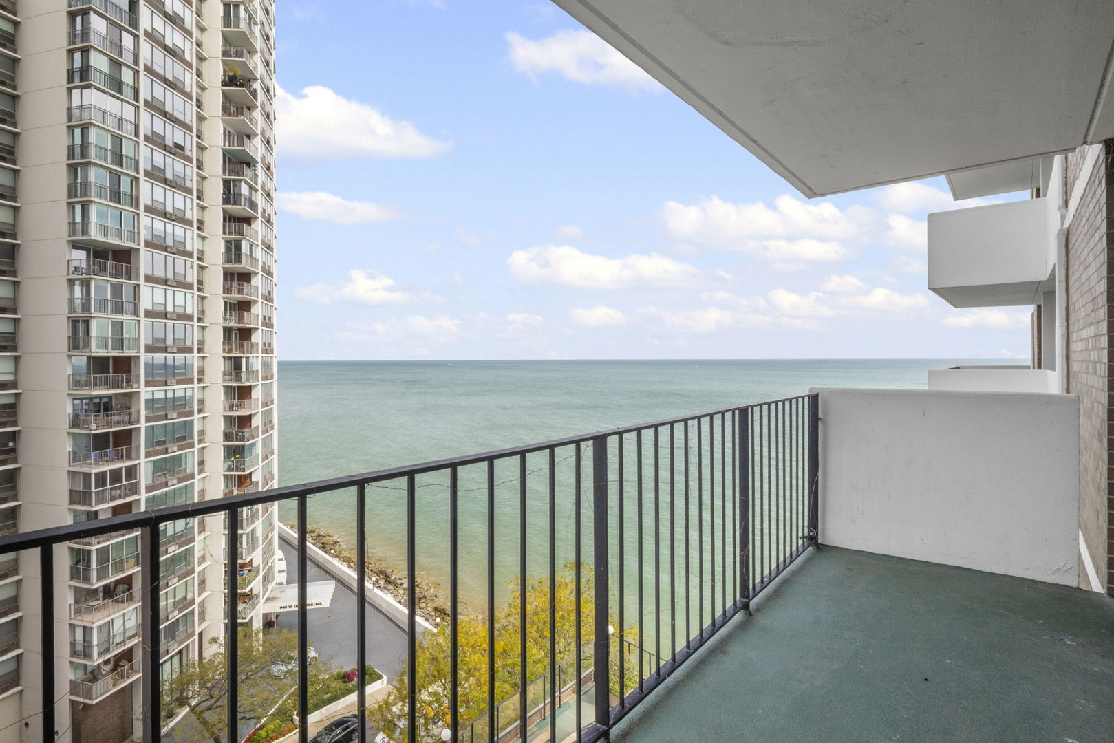6033 N Sheridan Road #10D, Chicago, IL 60660