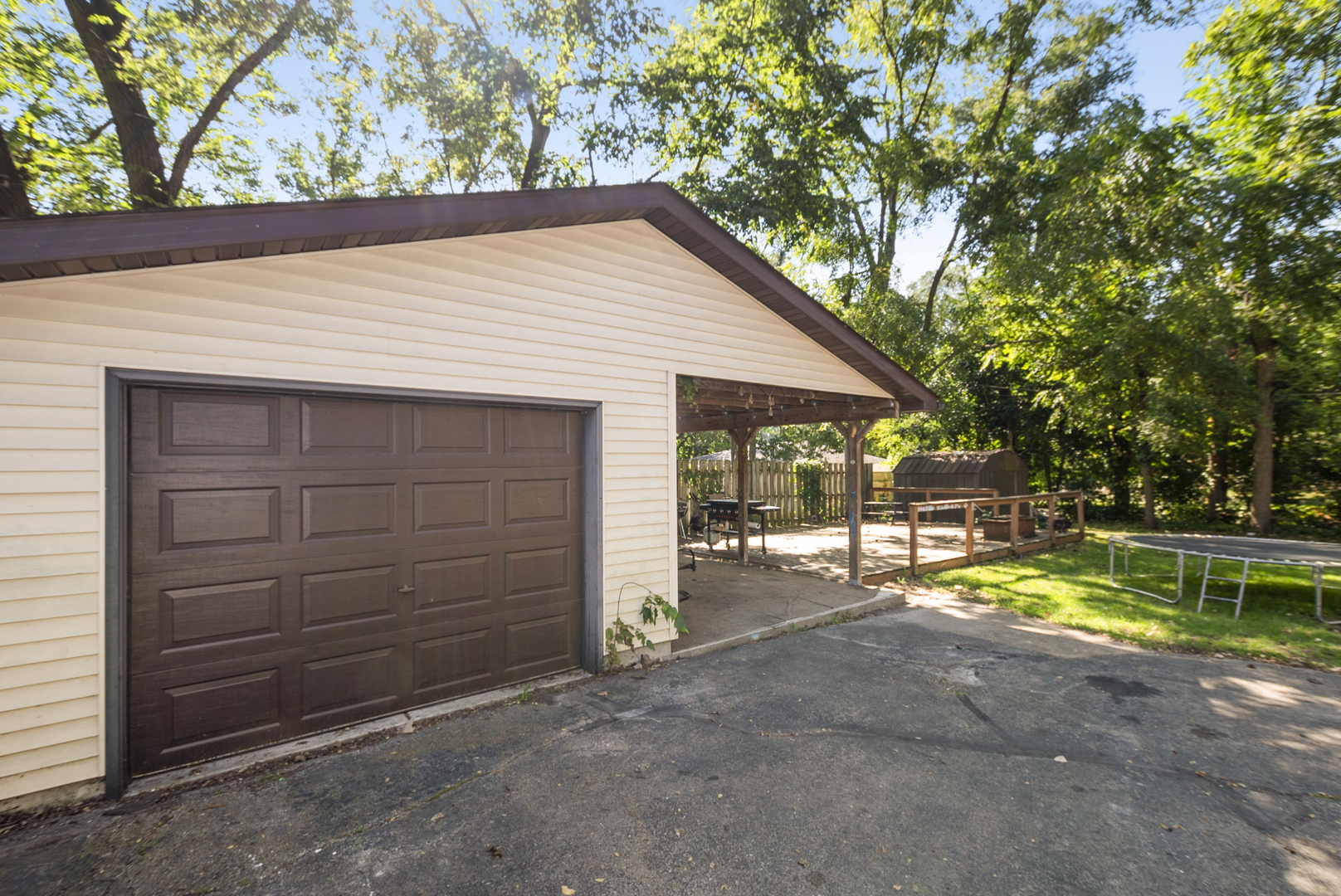 2116 Hanover Street, Joliet, IL 60433