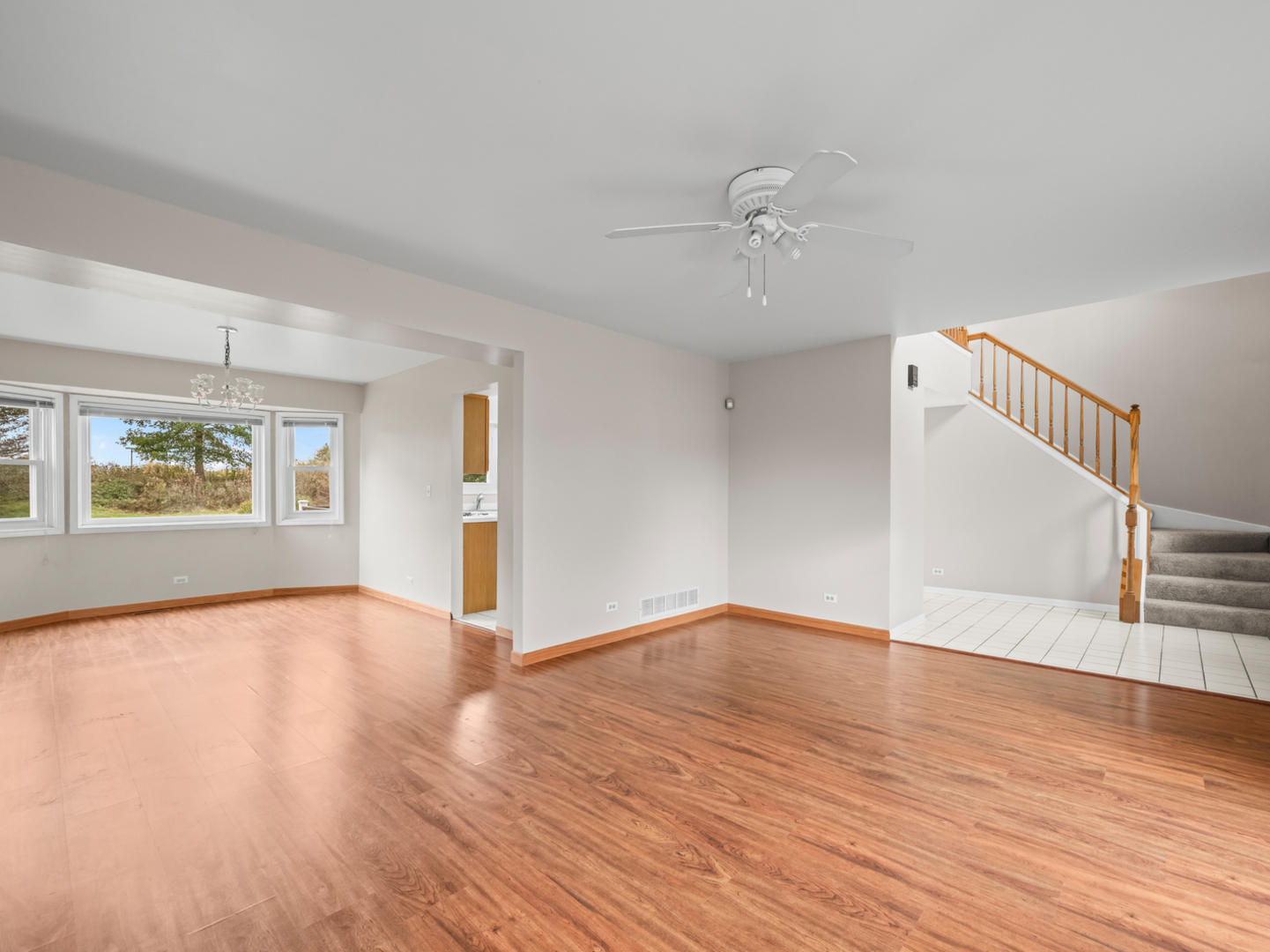 12 Jefferson Lane, Cary, IL 60013