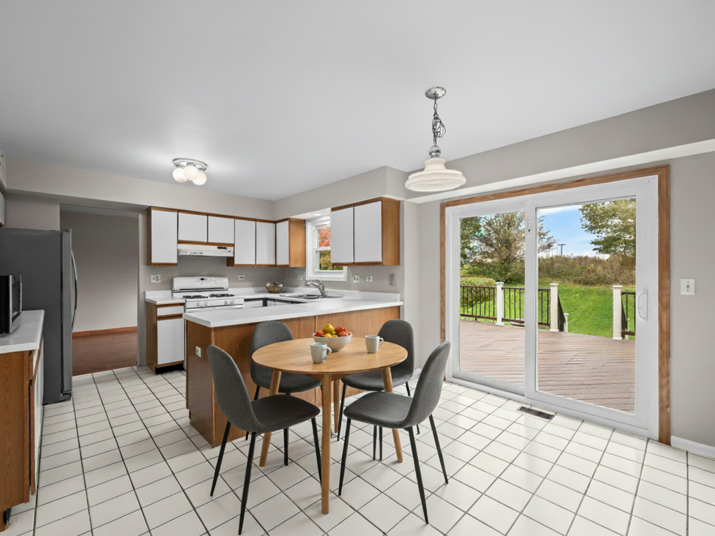 12 Jefferson Lane, Cary, IL 60013