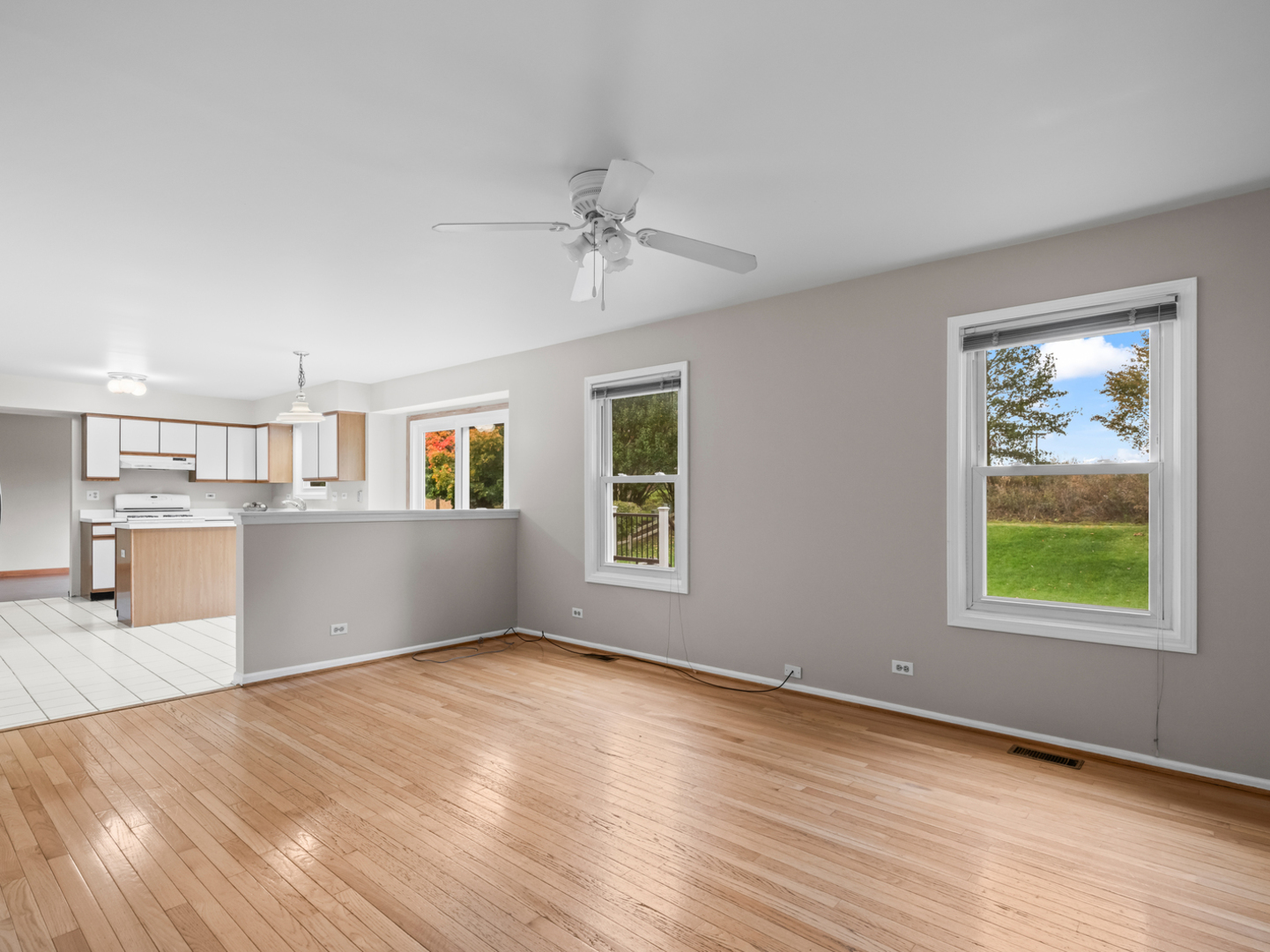 12 Jefferson Lane, Cary, IL 60013