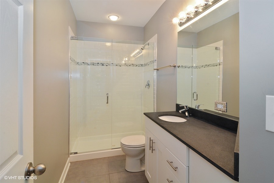 2307 N Springfield Avenue #2, Chicago, IL 60647