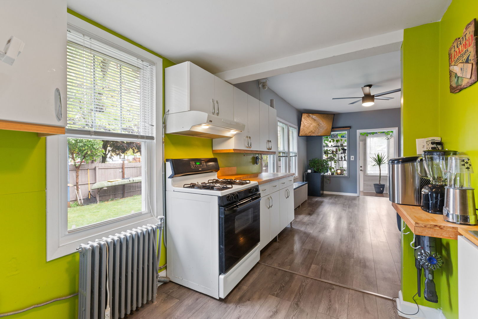 824 N Butrick Street, Waukegan, IL 60085