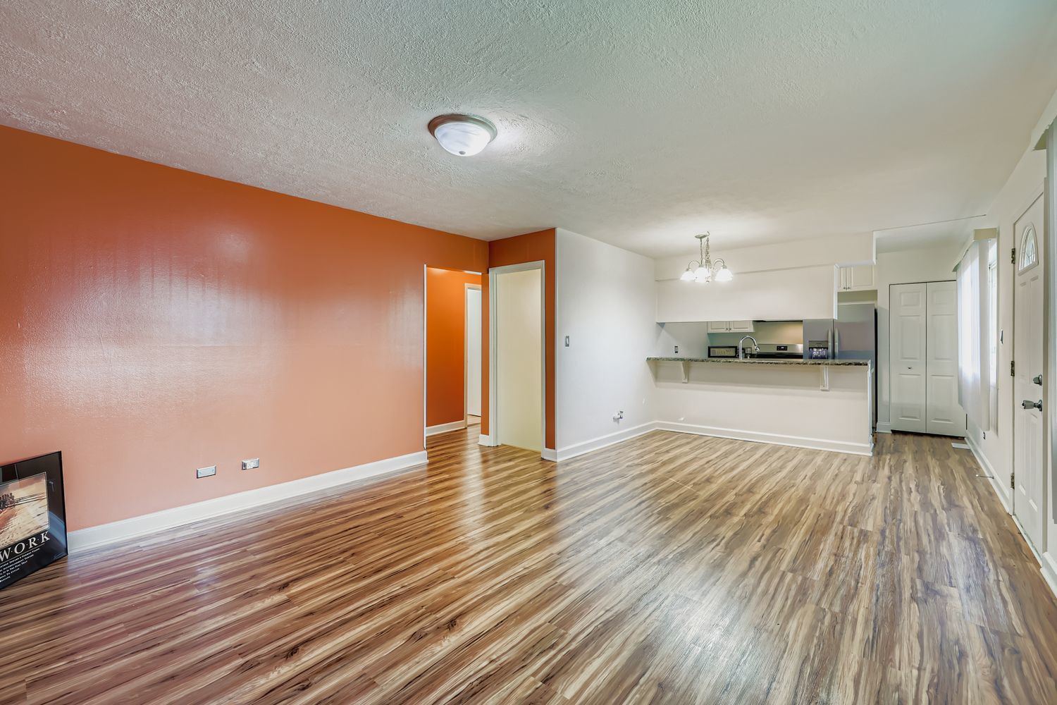 2630 Woodview Court, Waukegan, IL 60087