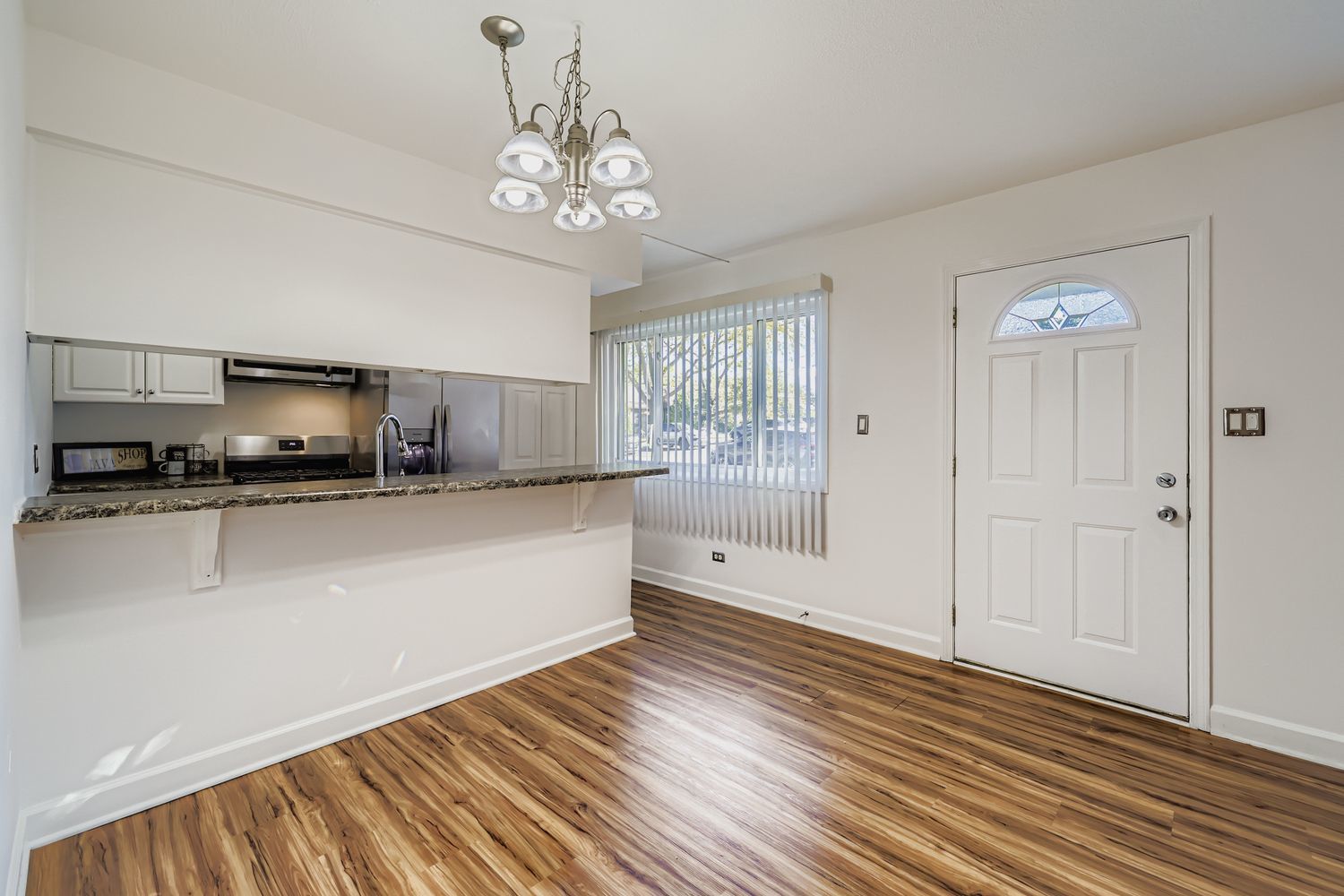 2630 Woodview Court, Waukegan, IL 60087