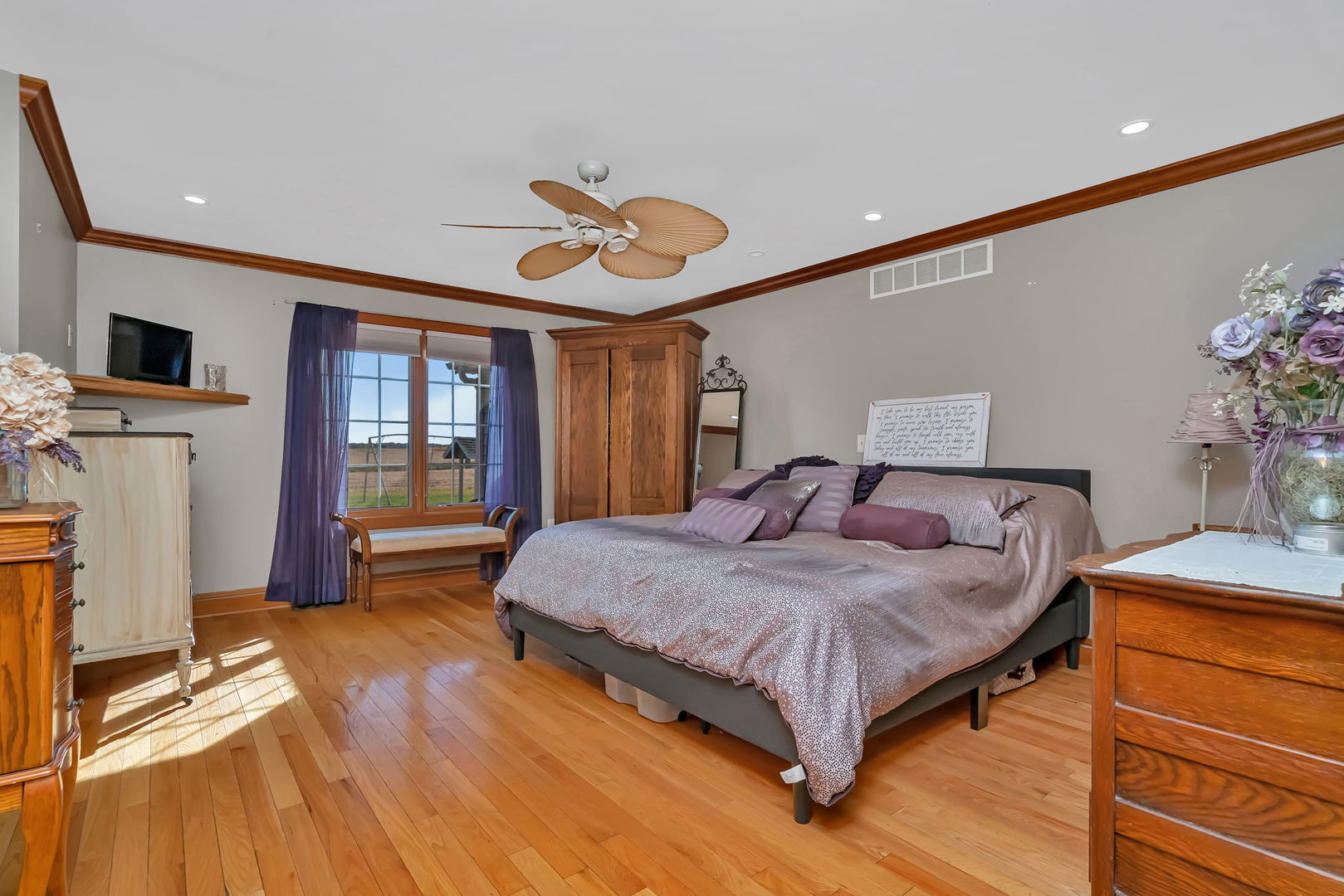 2624 E 21st Road, Marseilles, IL 61341