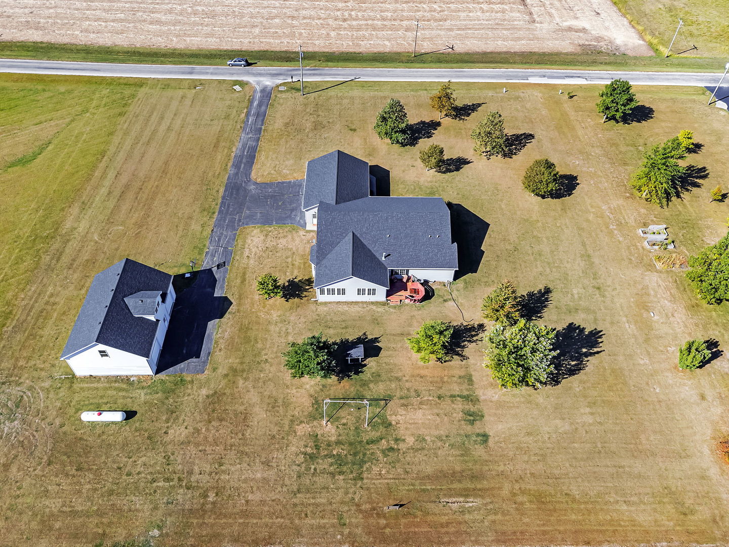 2624 E 21st Road, Marseilles, IL 61341