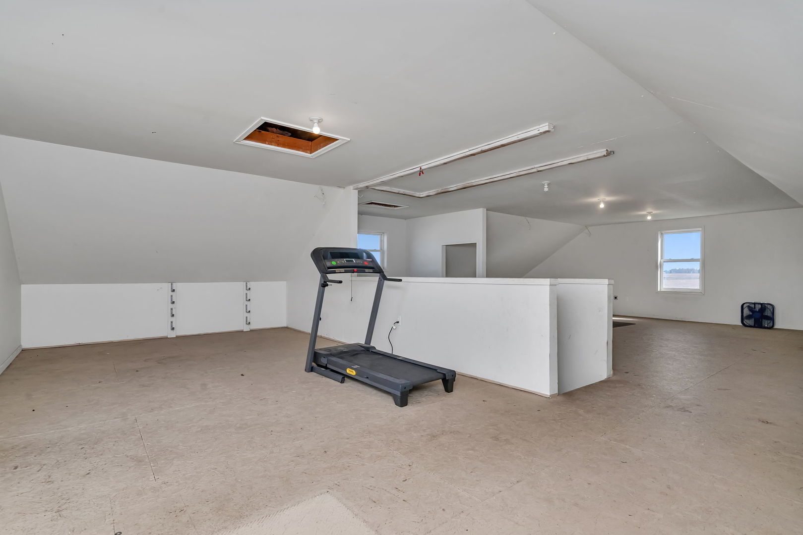 2624 E 21st Road, Marseilles, IL 61341