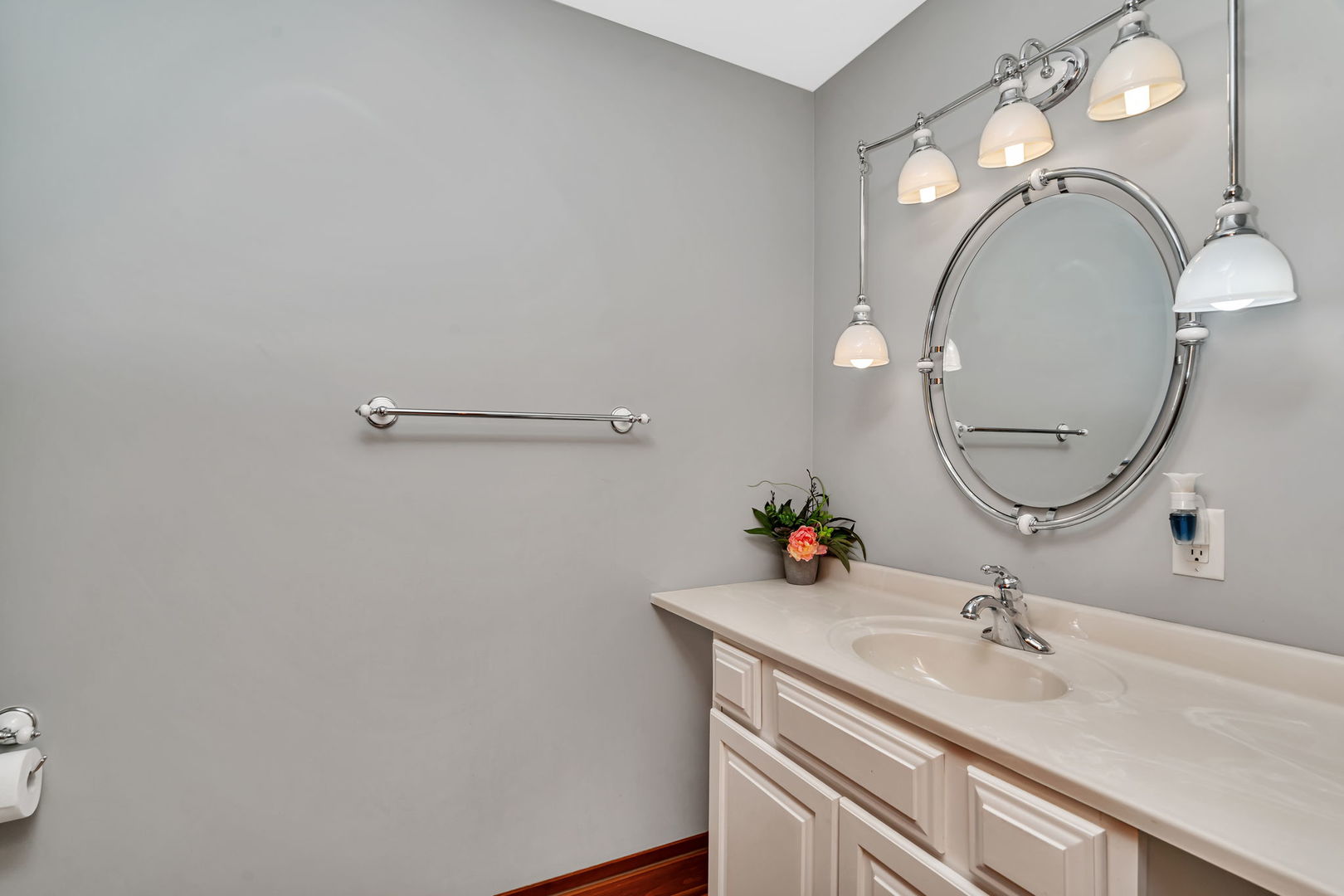 2624 E 21st Road, Marseilles, IL 61341