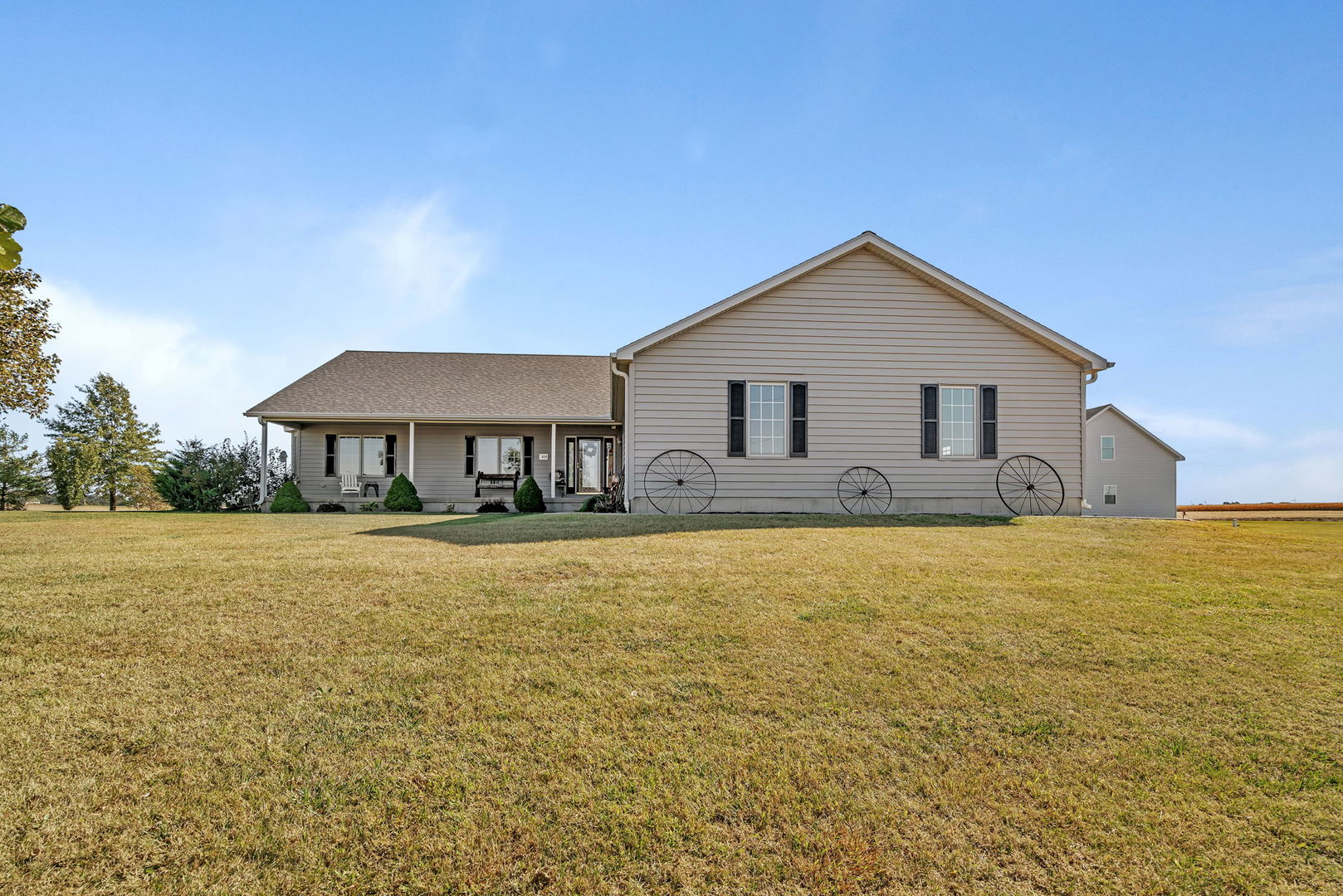 2624 E 21st Road, Marseilles, IL 61341
