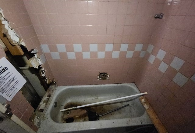 6716 S Bell Avenue, Chicago, IL 60636