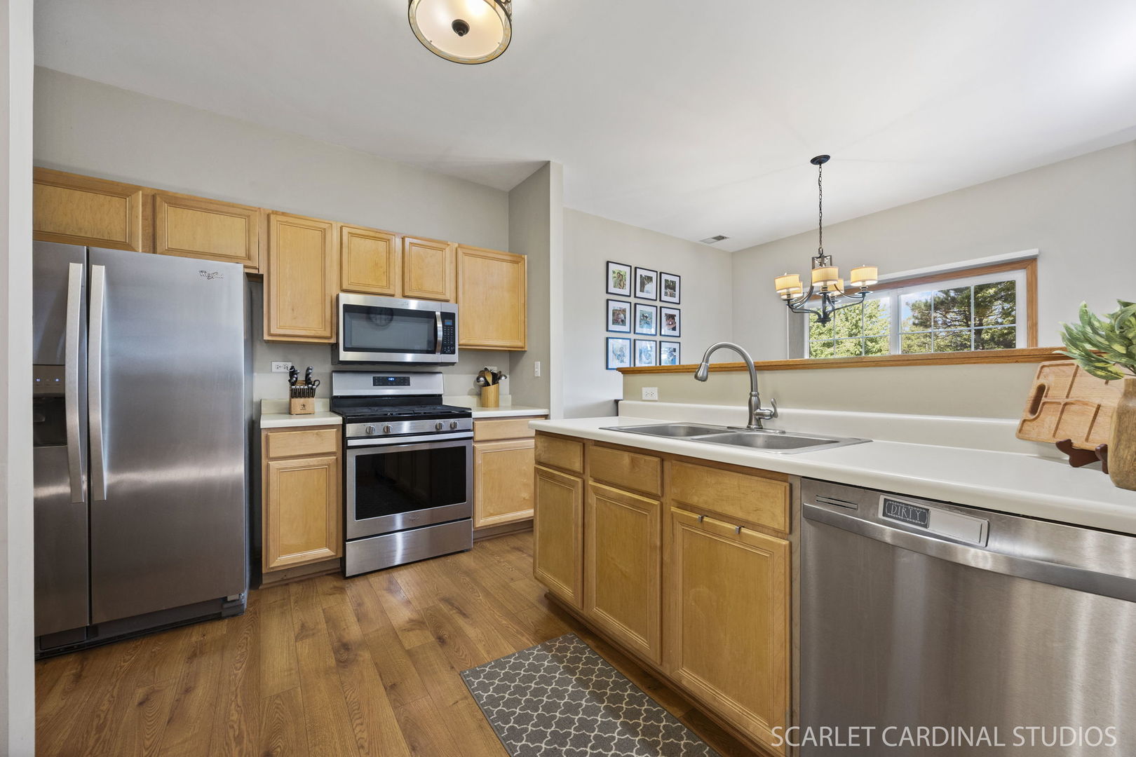 2755 Sheridan Court, Naperville, IL 60563