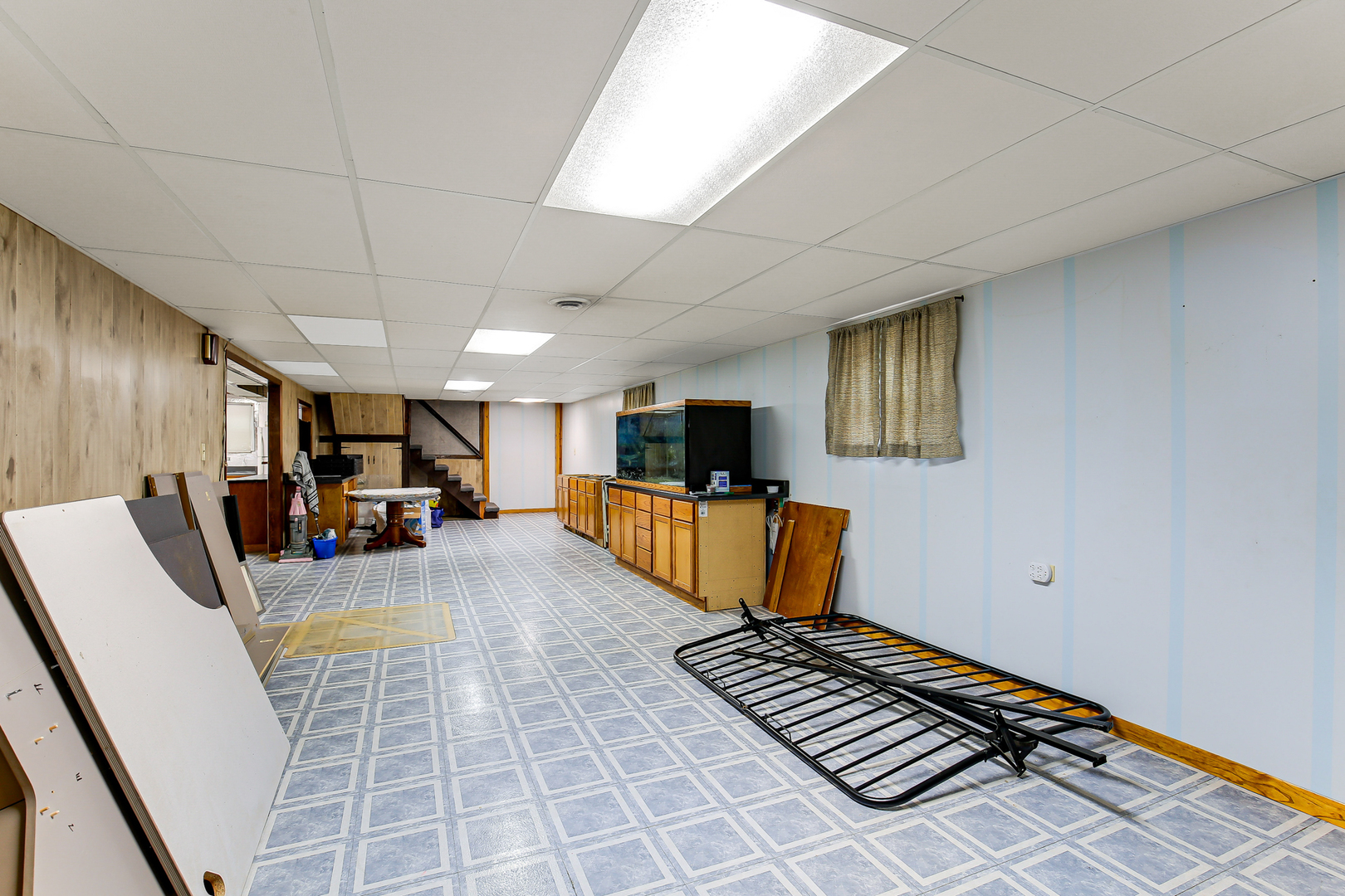 9221 Raymond Avenue, Oak Lawn, IL 60453