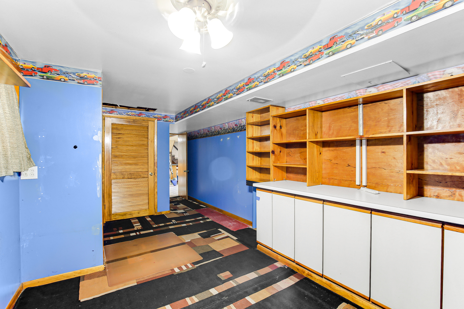 9221 Raymond Avenue, Oak Lawn, IL 60453