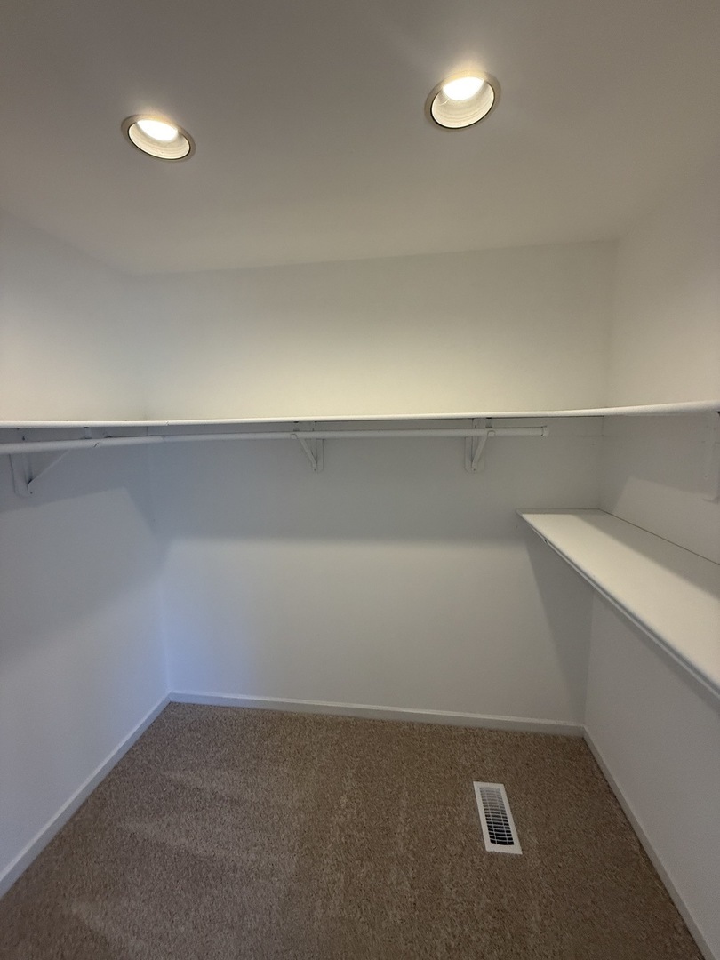 5Z Bonnie Lane, Somonauk, IL 60552