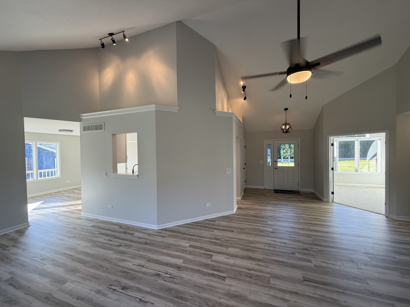 5Z Bonnie Lane, Somonauk, IL 60552