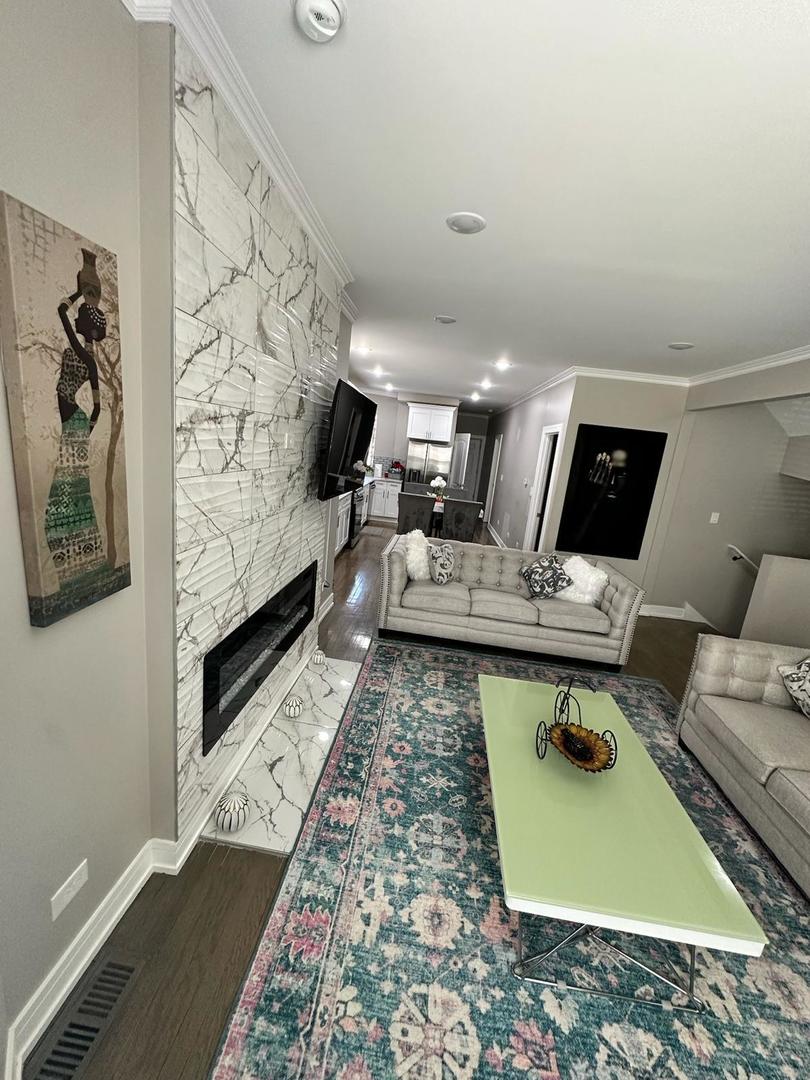 6807 S Calumet Avenue #1, Chicago, IL 60637