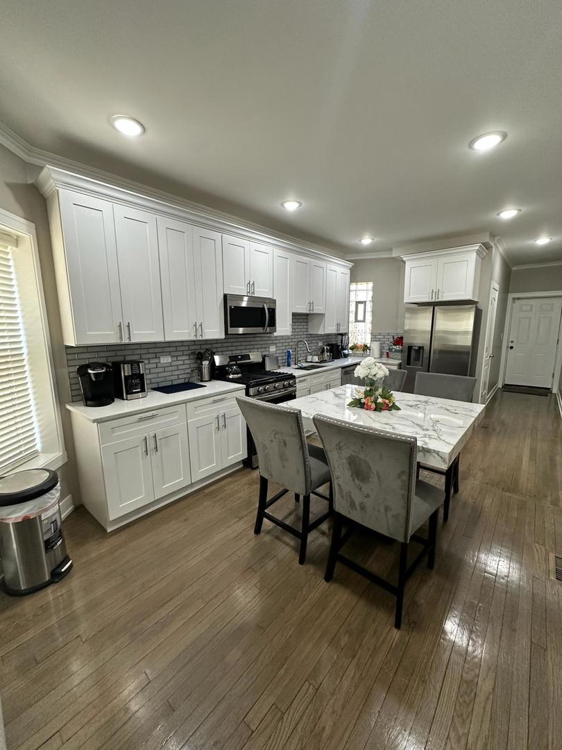 6807 S Calumet Avenue #1, Chicago, IL 60637