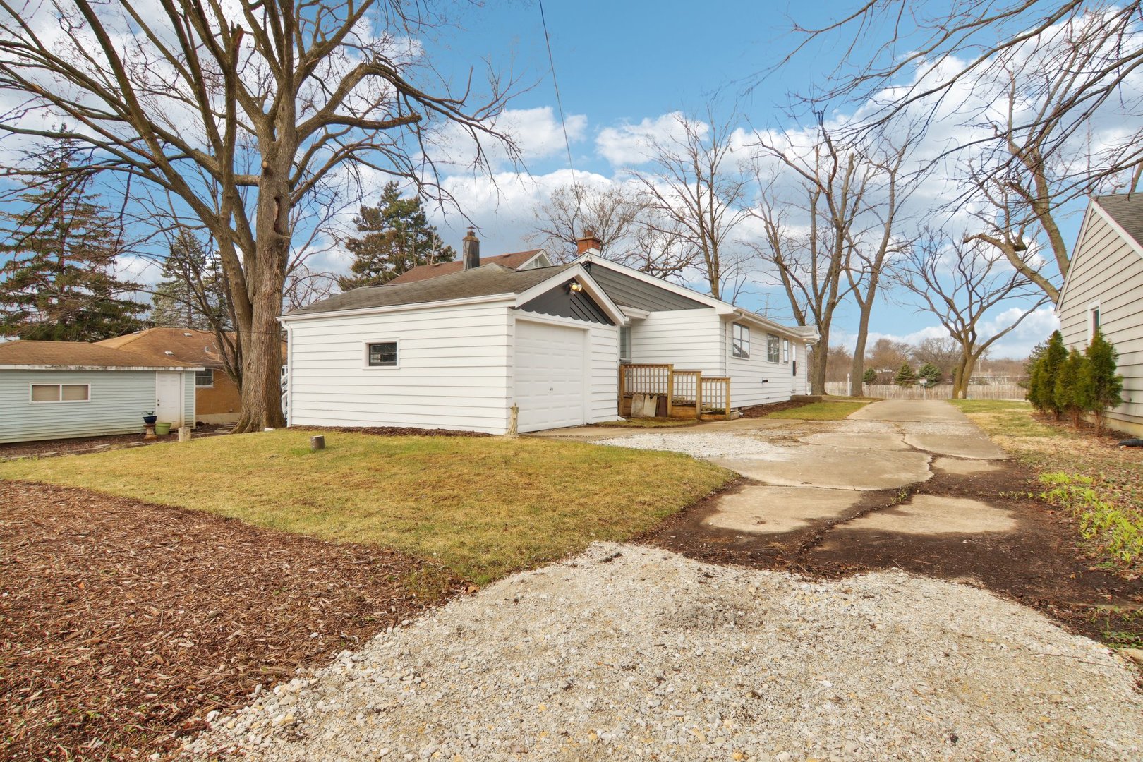737 S Jackson Street, Hinsdale, IL 60521